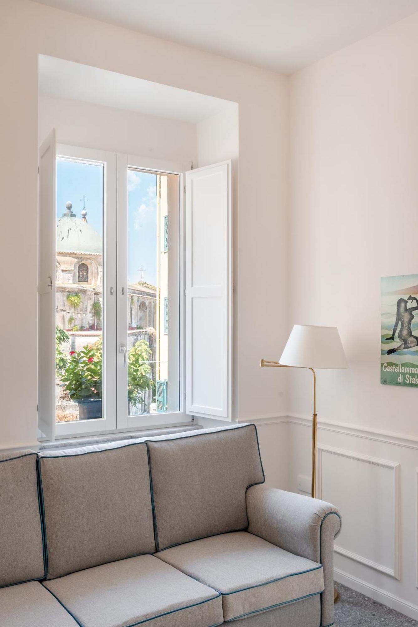 Palazzo Desiderio Apartamento Castellammare di Stabia Exterior foto
