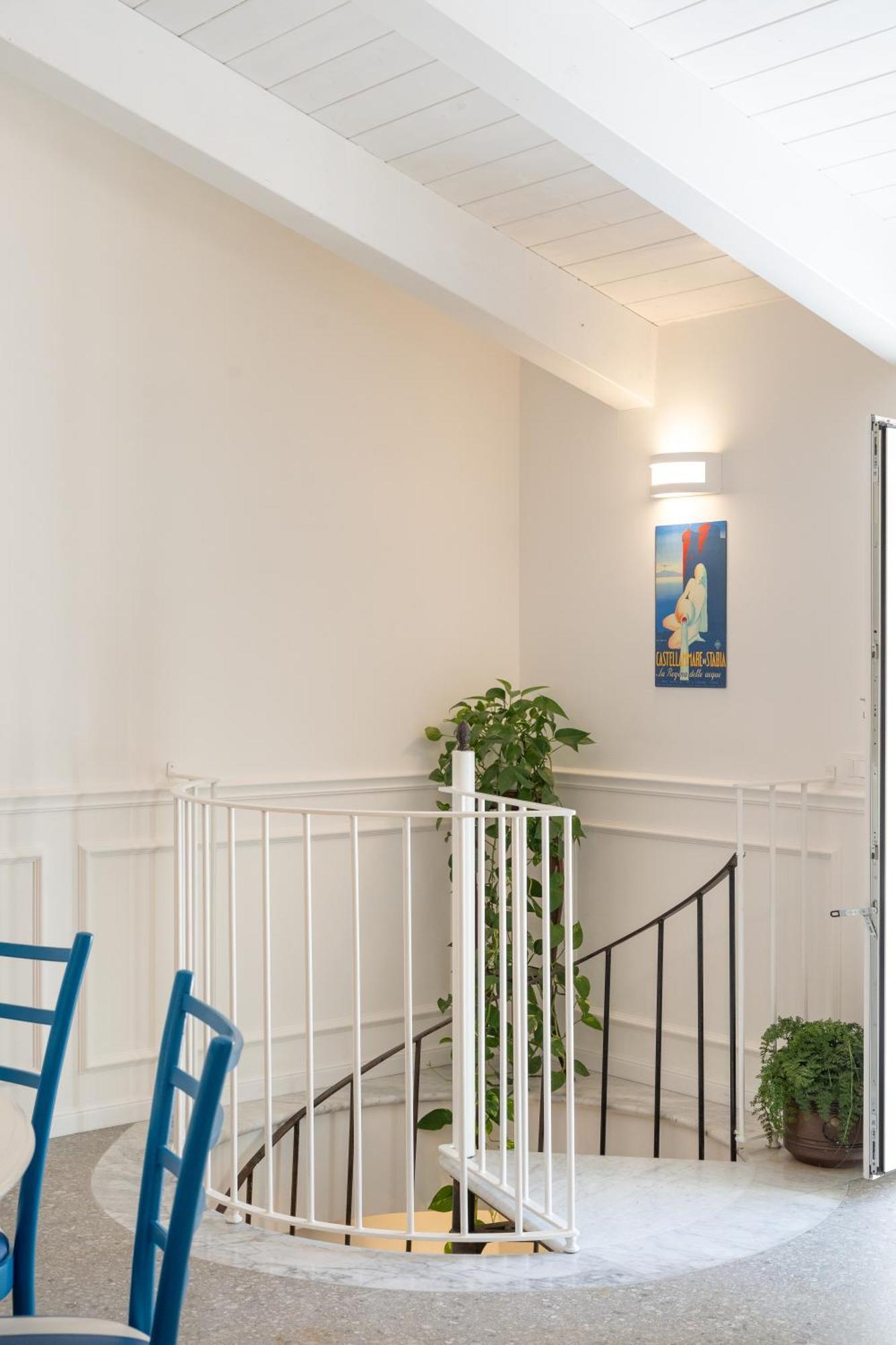 Palazzo Desiderio Apartamento Castellammare di Stabia Exterior foto